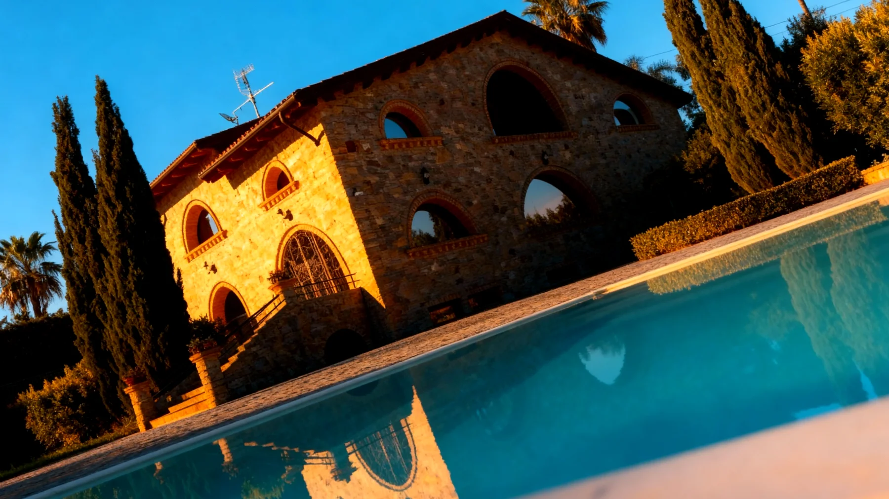 Un posto al sole 2025-12-24T16:34:42.551Z"